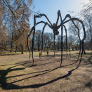 Installation view of Louise Bourgeois's Maman (1999) at the Palace Park, Oslo, Norway, 2023. Photo: Øyvind Möller Bakken © The Easton Foundation/Licensed by BONO, NO and VAGA at Artists Rights Society (ARS), NY.